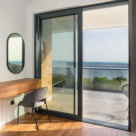 Luxury With Private Pool, Sea View, 150m From Sea